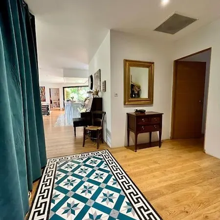 Maison En Bois Au Calme Piscine Villa